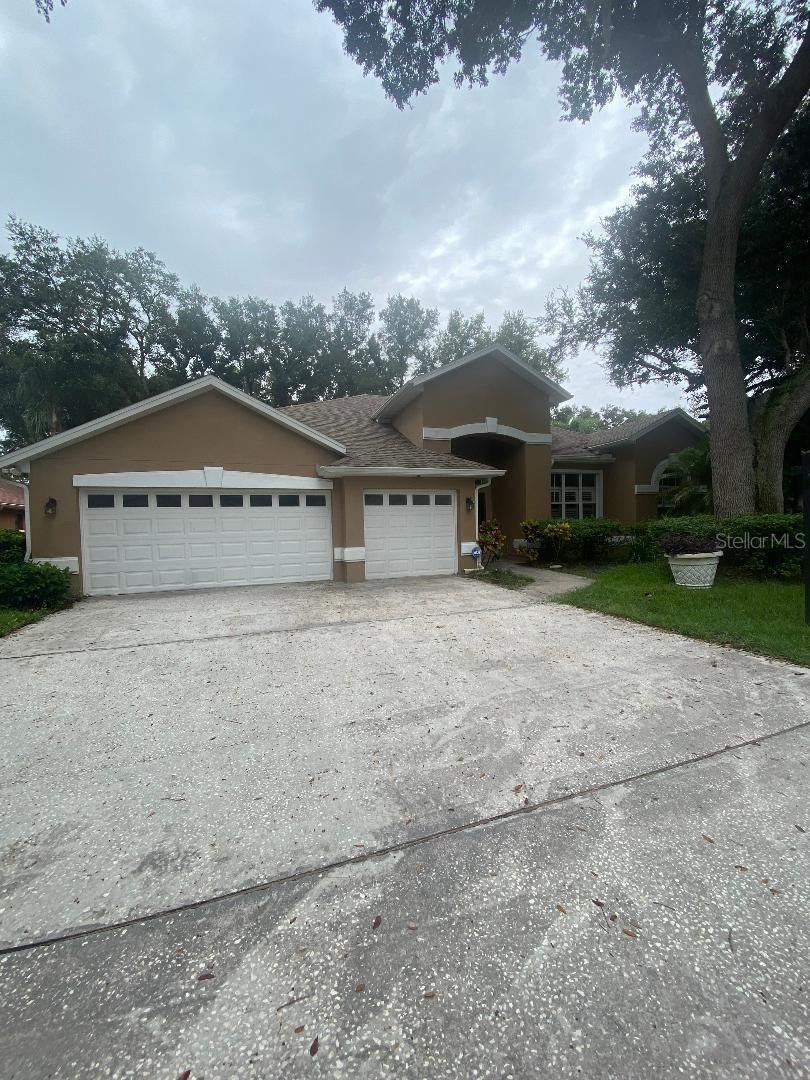 Photo of 2243 EAGLE BLUFF DRIVE VALRICO FL 33596