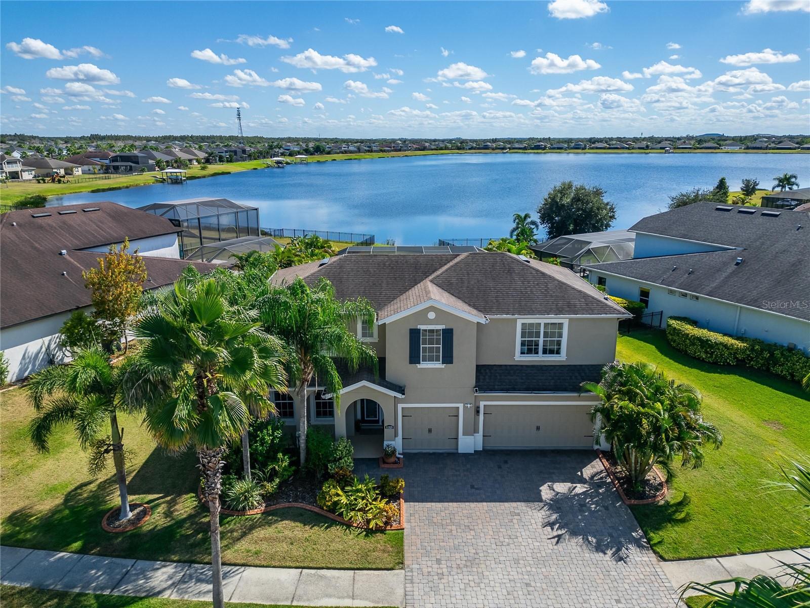 Photo of 11525 LAKE LUCAYA DRIVE RIVERVIEW FL 33579