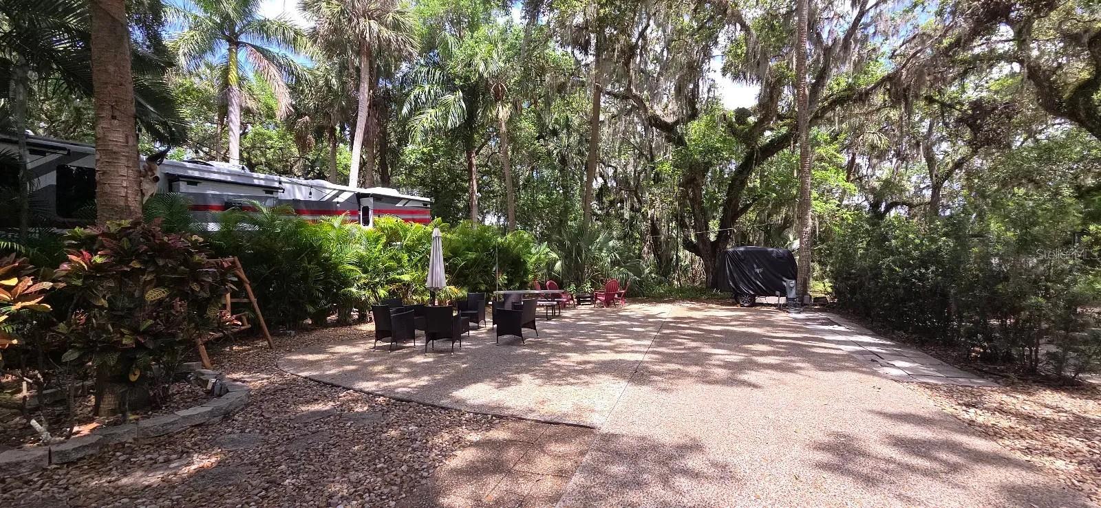 Photo of 400 LONGHORN DRIVE RIVER RANCH FL 33867