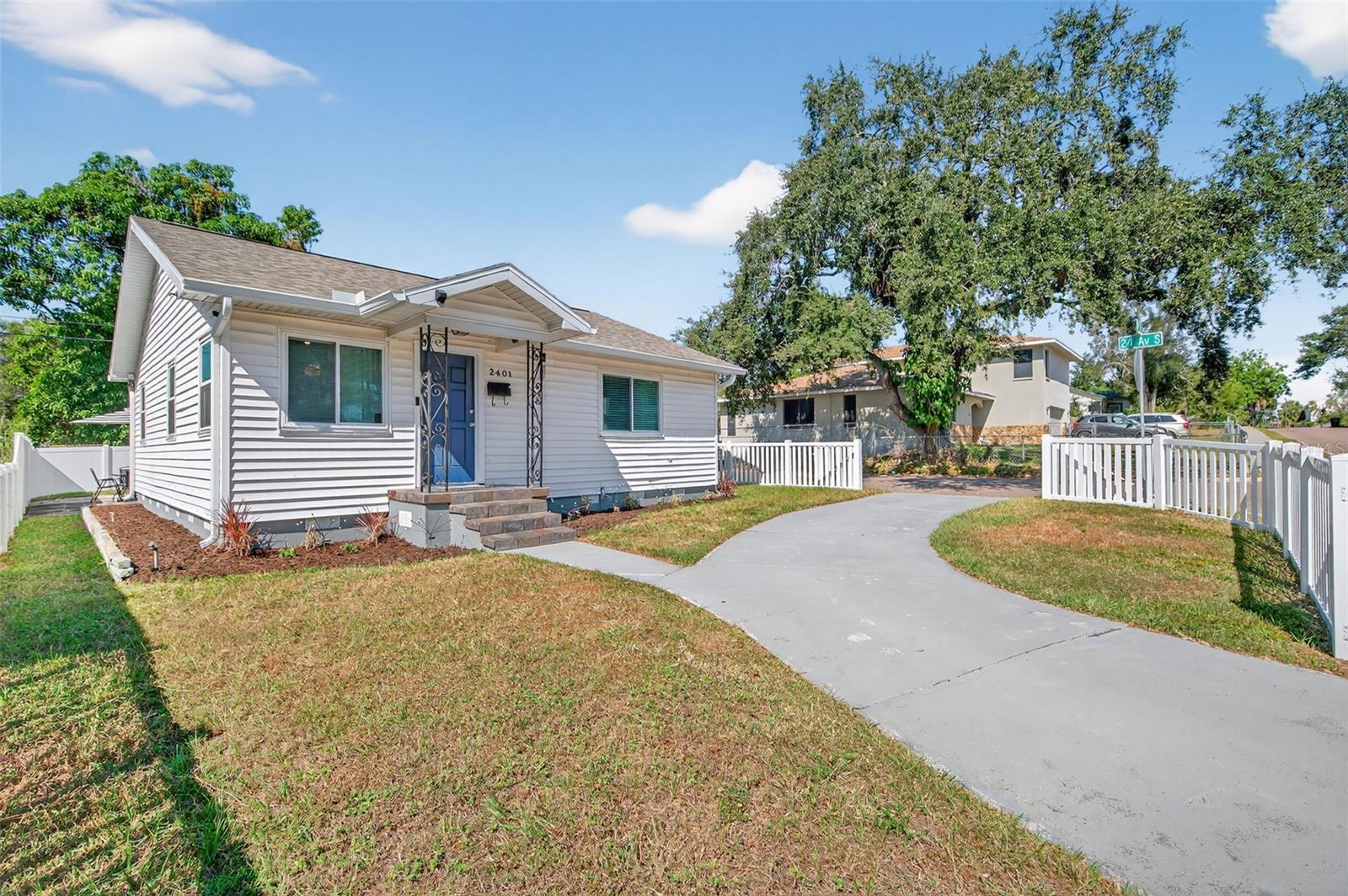 Photo of 2401 19TH STREET ST PETERSBURG FL 33712