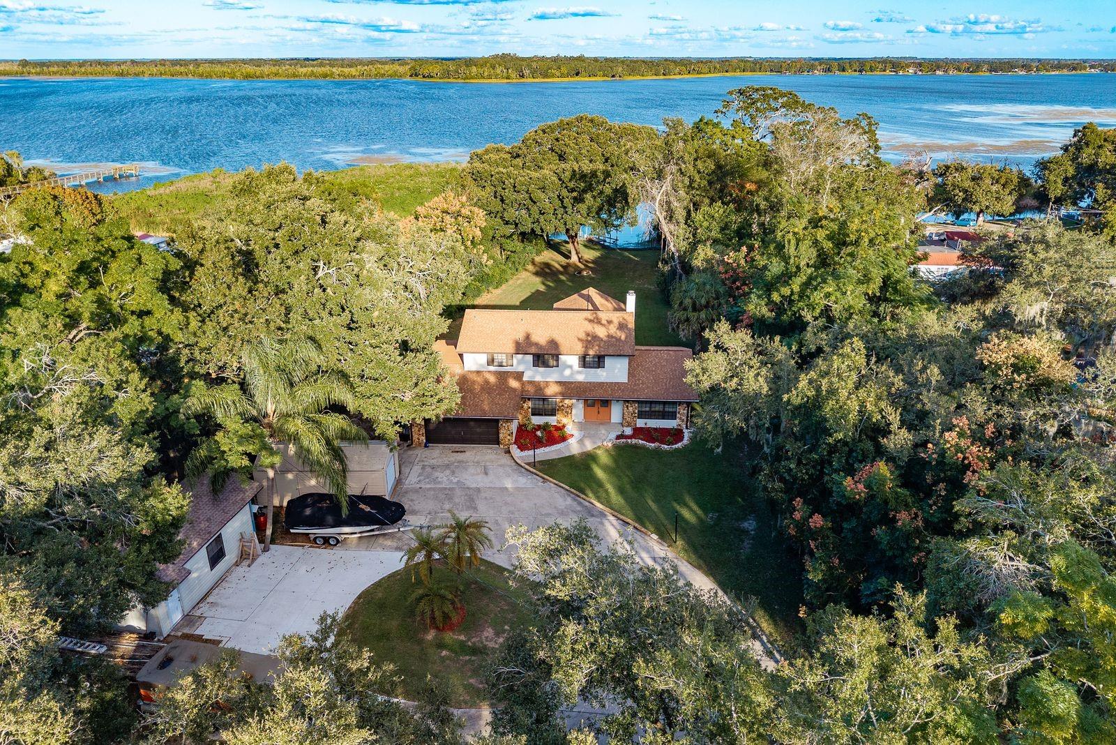 Photo of 1416 GROVE AVENUE LEESBURG FL 34748