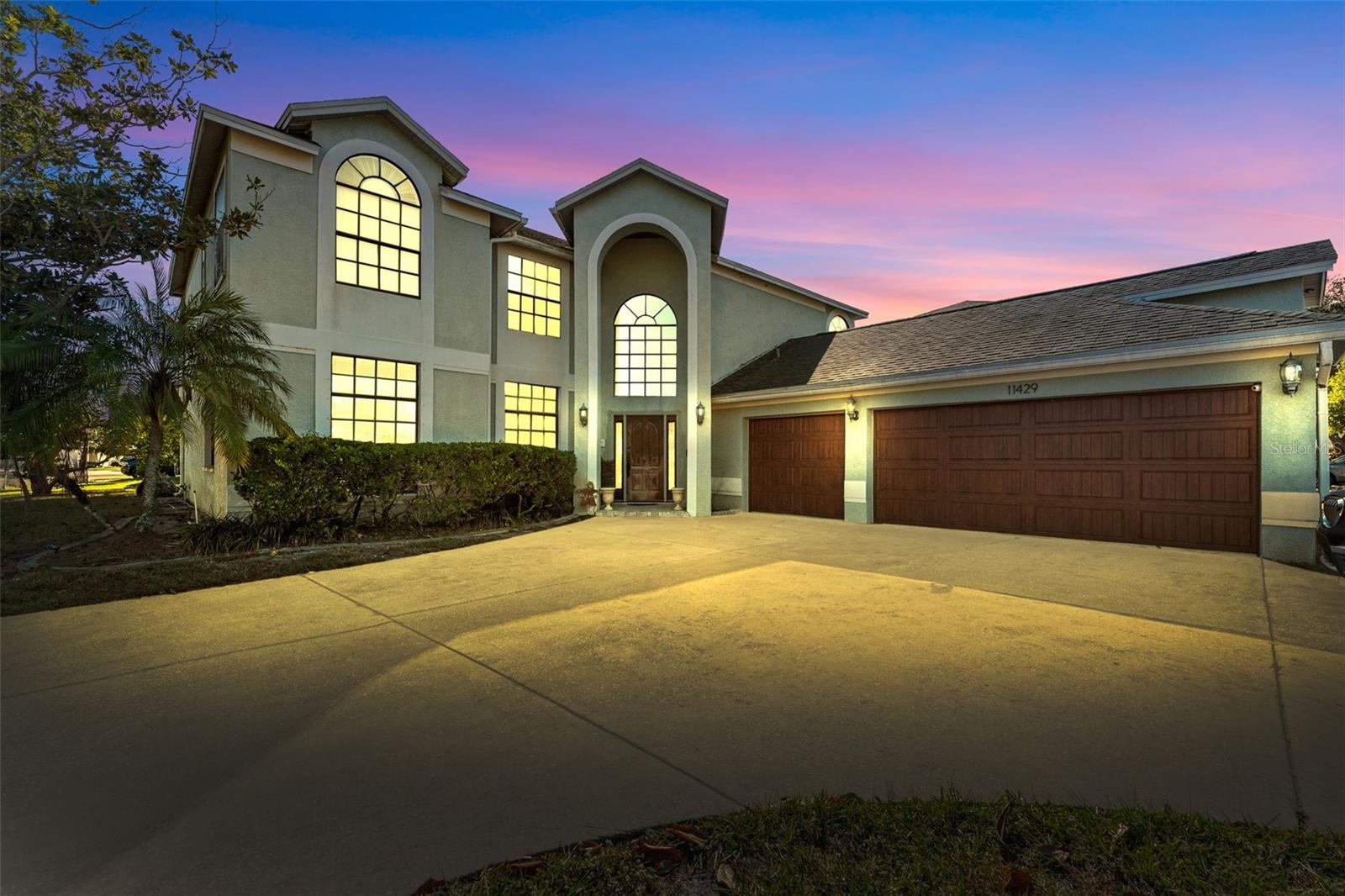 Photo of 11429 ZENITH CIRCLE TAMPA FL 33635