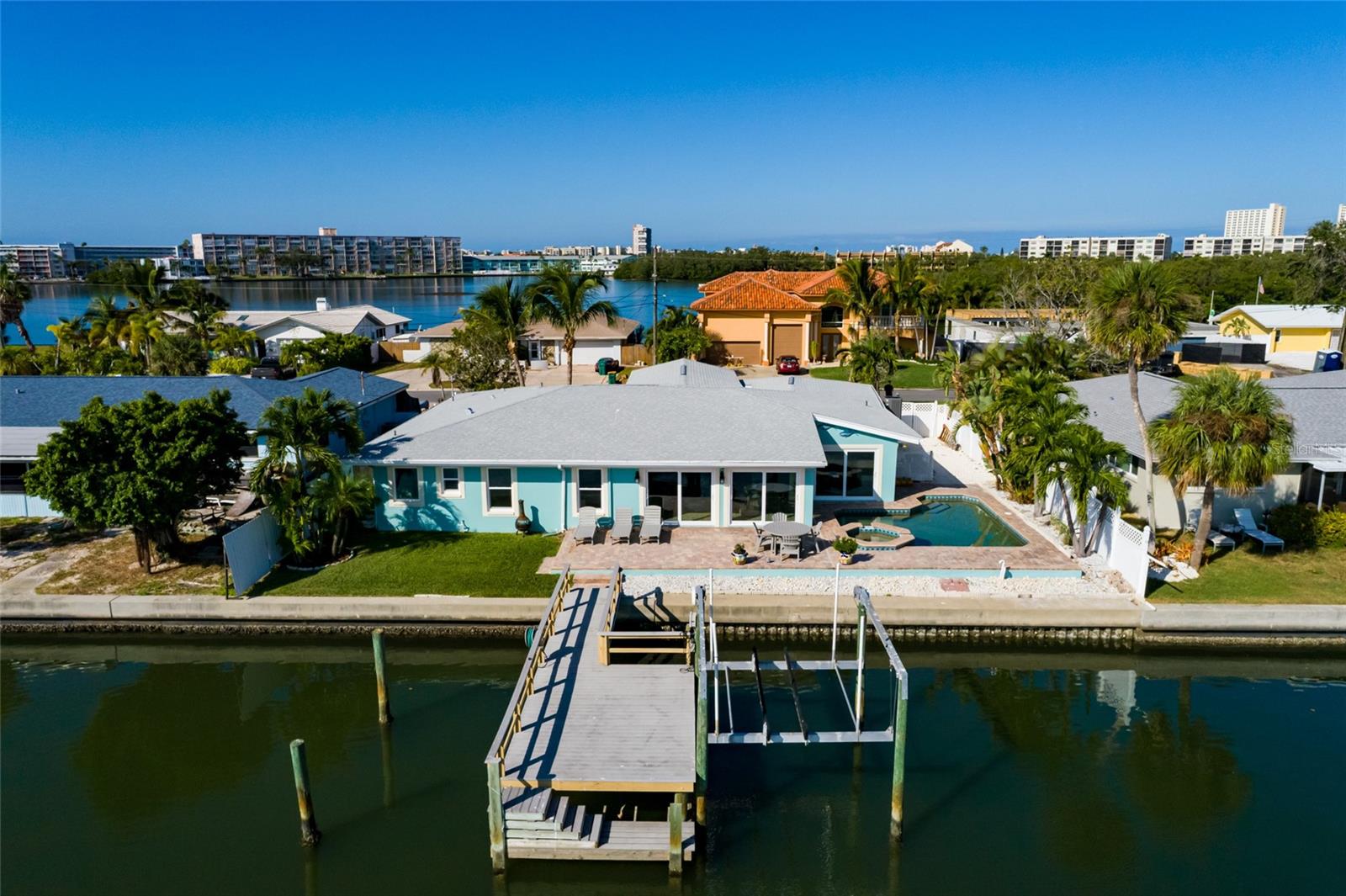 Photo of 1440 SEA GULL DRIVE ST PETERSBURG FL 33707
