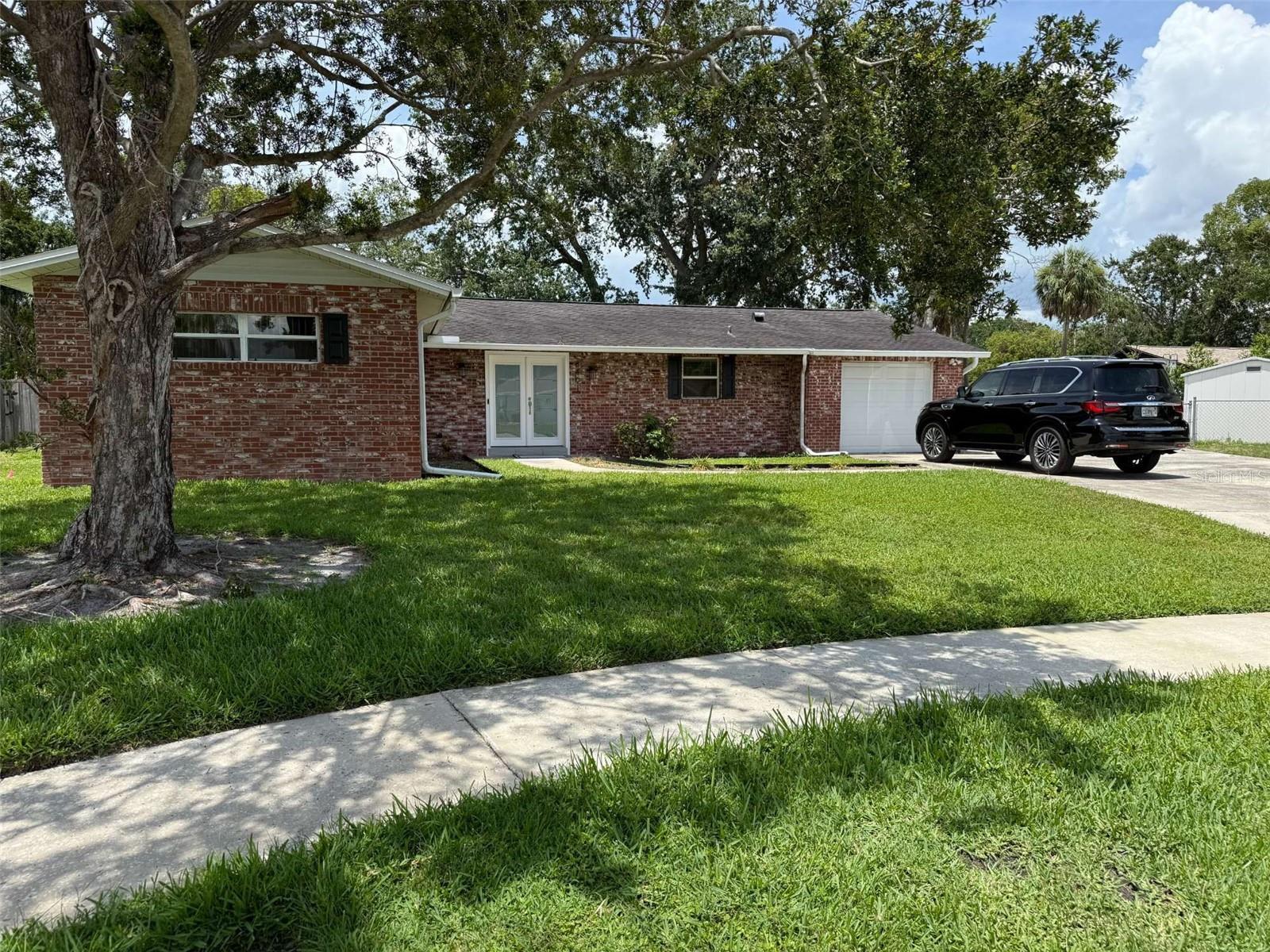 Photo of 8401 BLACKSTONE COURT TAMPA FL 33615