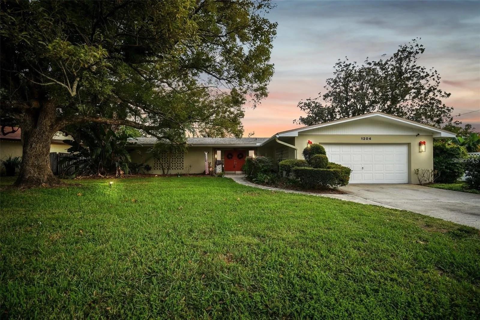 Photo of 1204 ECKLES DRIVE TAMPA FL 33612