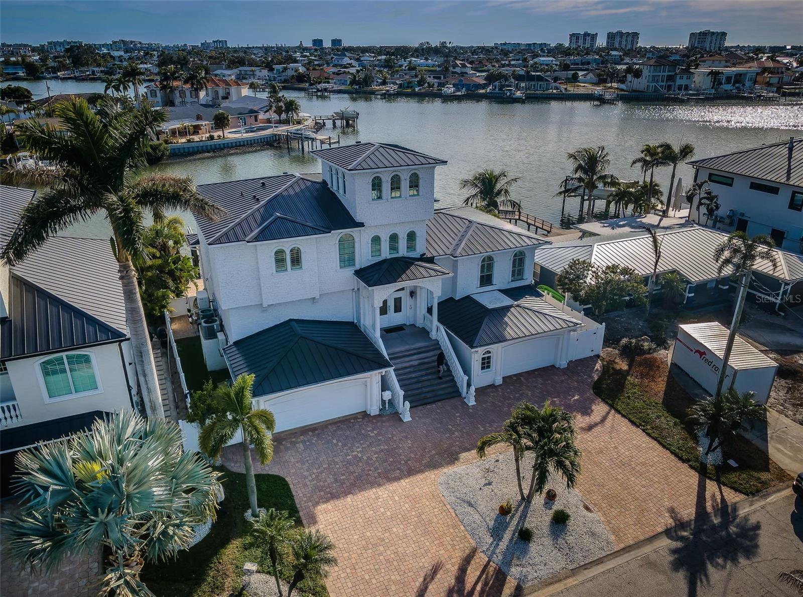 Photo of 7942 3RD AVENUE ST PETERSBURG FL 33707