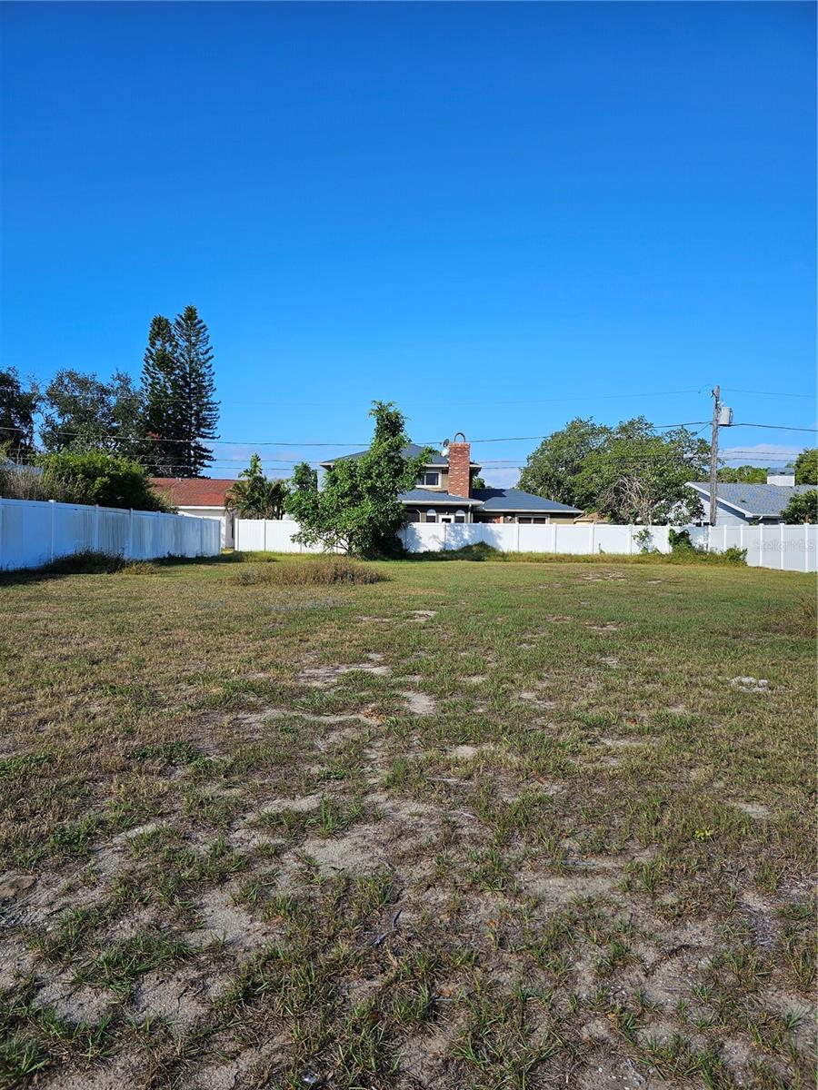 Photo of GOLDEN GATEWAY HOMES KENNETH WAY TARPON SPRINGS FL 34689