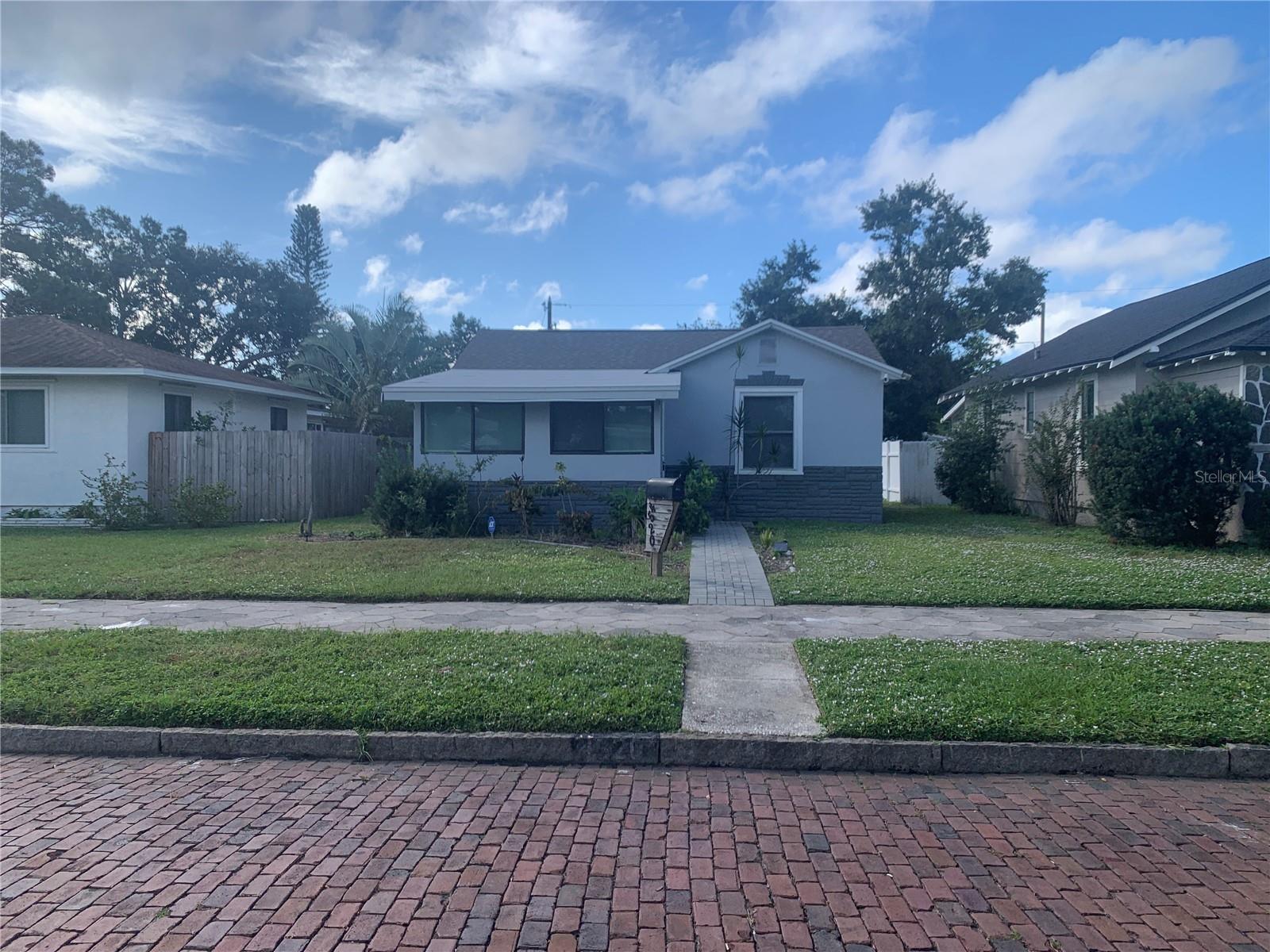 Photo of 4520 BURLINGTON AVENUE ST PETERSBURG FL 33713