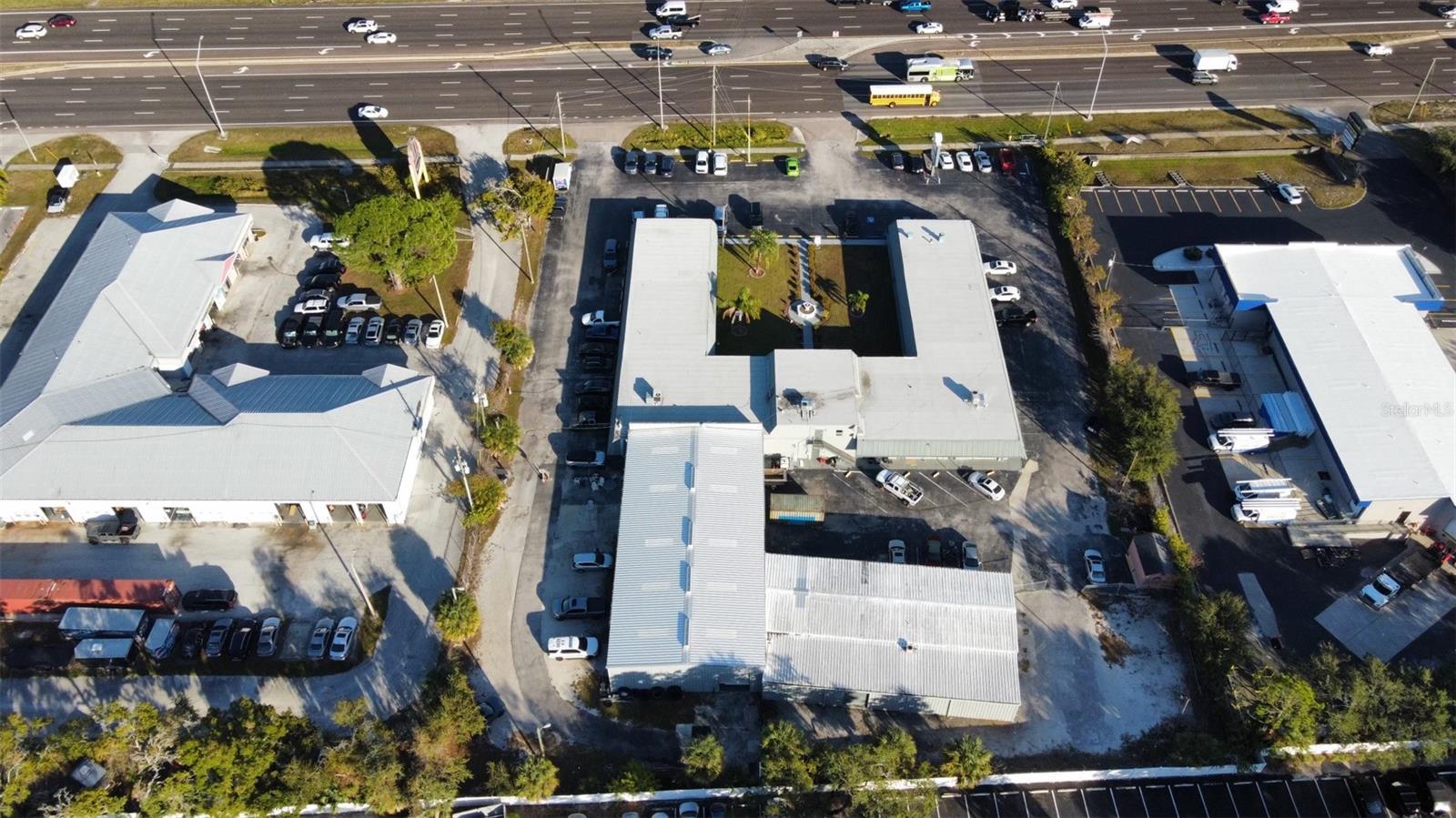 Photo of 37548 US HWY 19 PALM HARBOR FL 34684