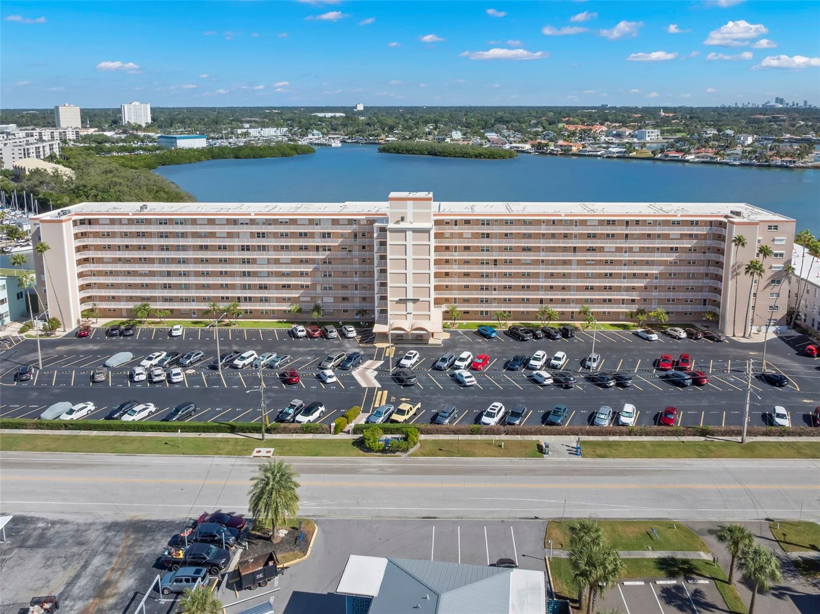 Photo of 1847 SHORE DRIVE #414 SOUTH PASADENA FL 33707