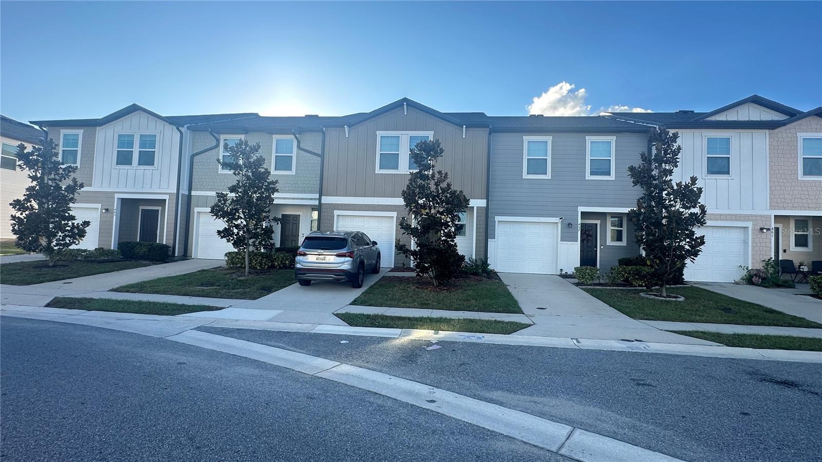 Photo of 453 MADISON DRIVE DAVENPORT FL 33837