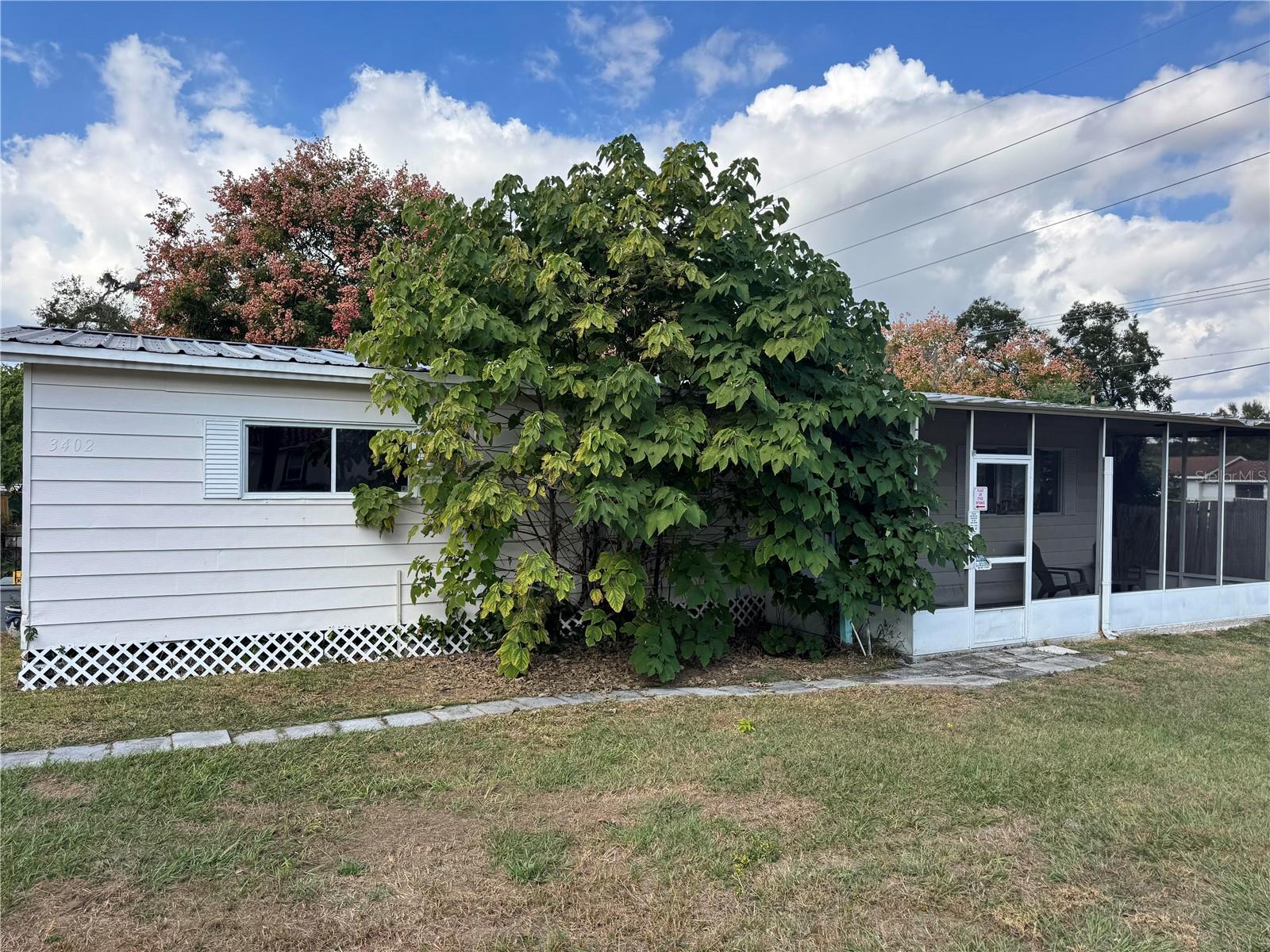 Photo of 3402 PEARSON ROAD VALRICO FL 33596