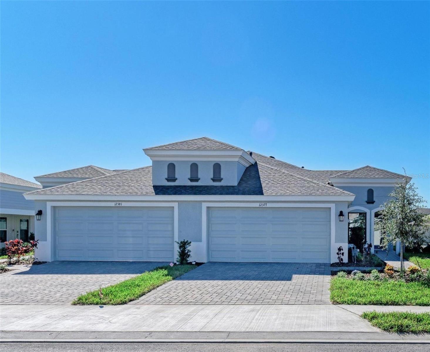 Photo of 12377 OAK HILL WAY PARRISH FL 34219