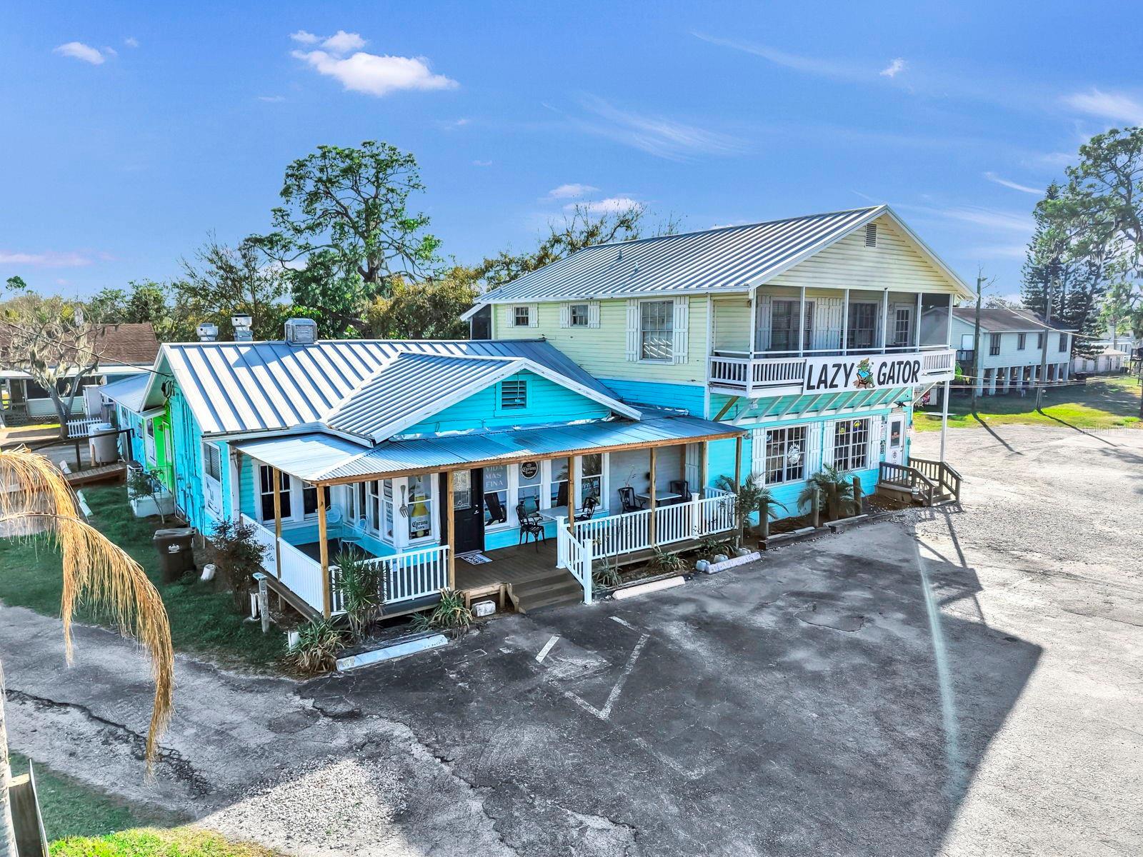 Photo of 102 W SHELL POINT ROAD RUSKIN FL 33570