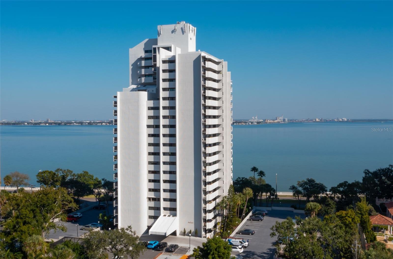 Photo of 4141 BAYSHORE BOULEVARD #1204 TAMPA FL 33611
