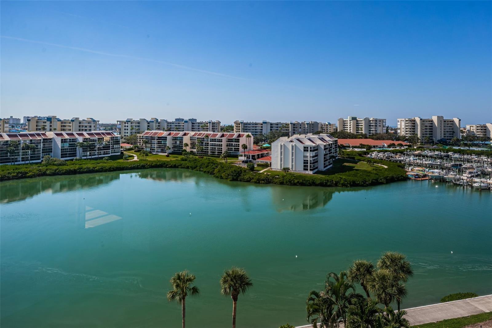 Photo of 7400 SUN ISLAND DRIVE #806 SOUTH PASADENA FL 33707