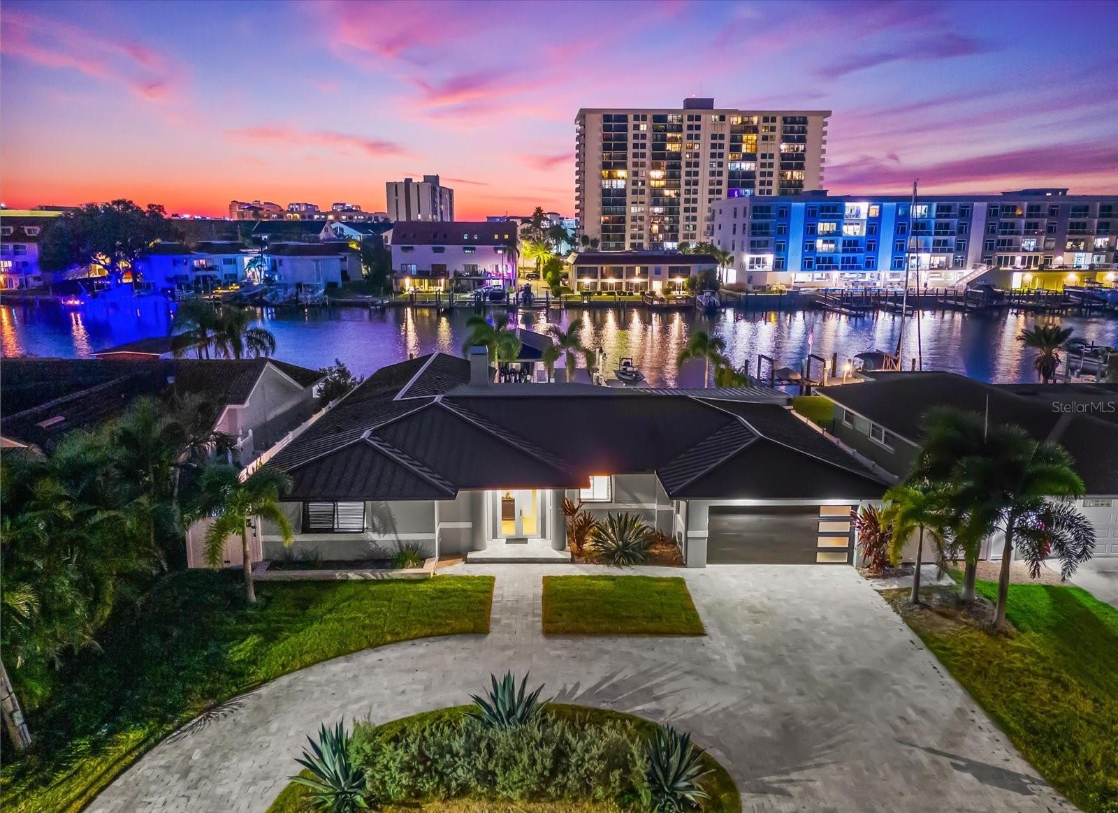 Photo of 330 LEEWARD ISLAND CLEARWATER BEACH FL 33767