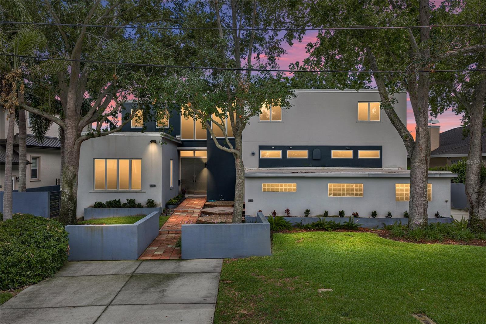 Photo of 838 MONTEREY BOULEVARD ST PETERSBURG FL 33704