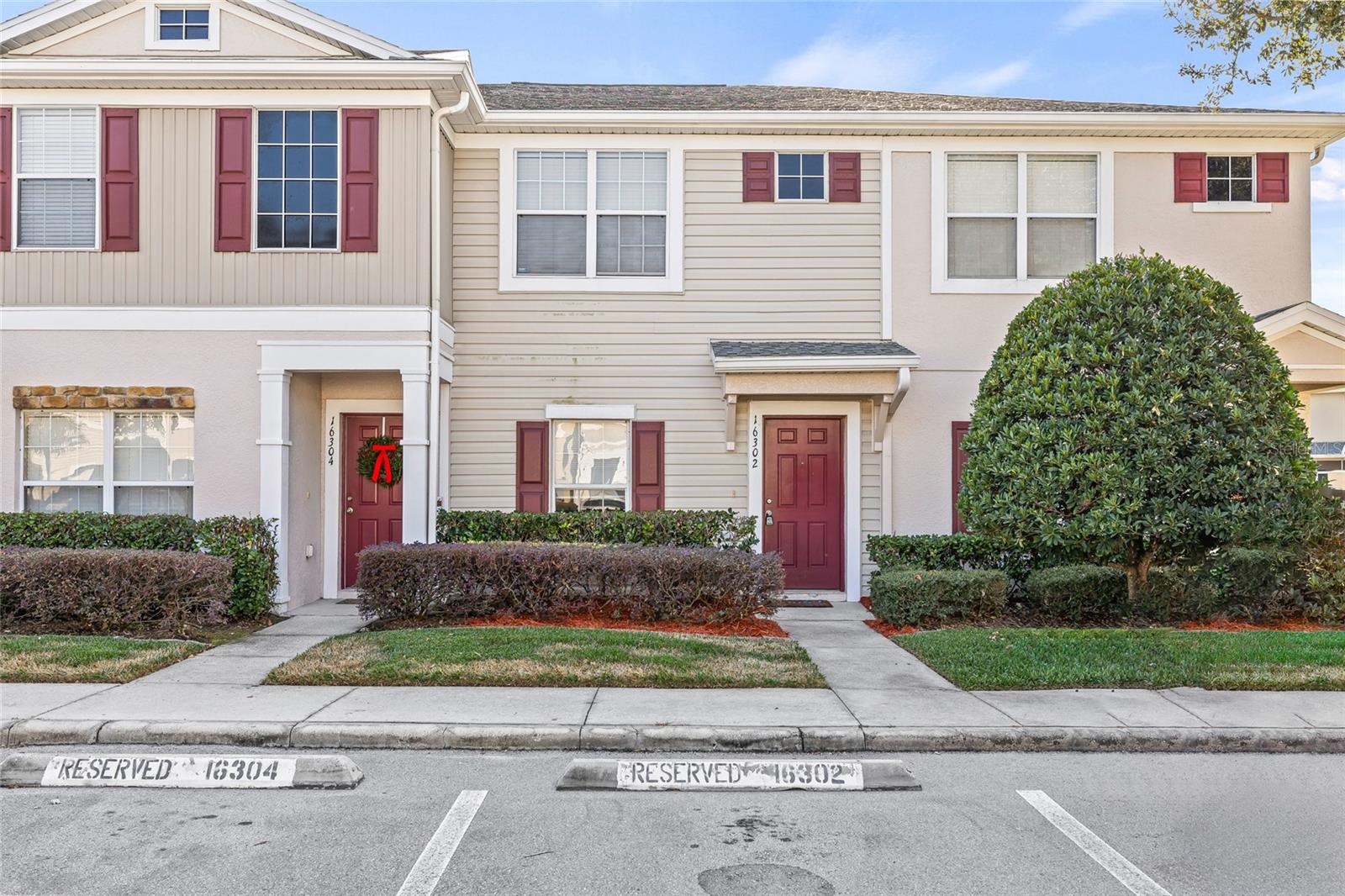 Photo of 16302 SWAN VIEW CIRCLE ODESSA FL 33556