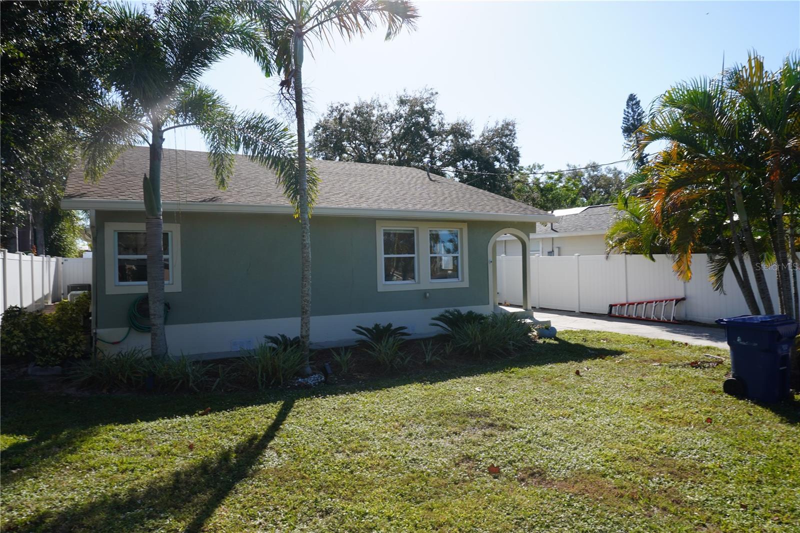 Photo of 2436 ARAPAHO STREET SARASOTA FL 34231