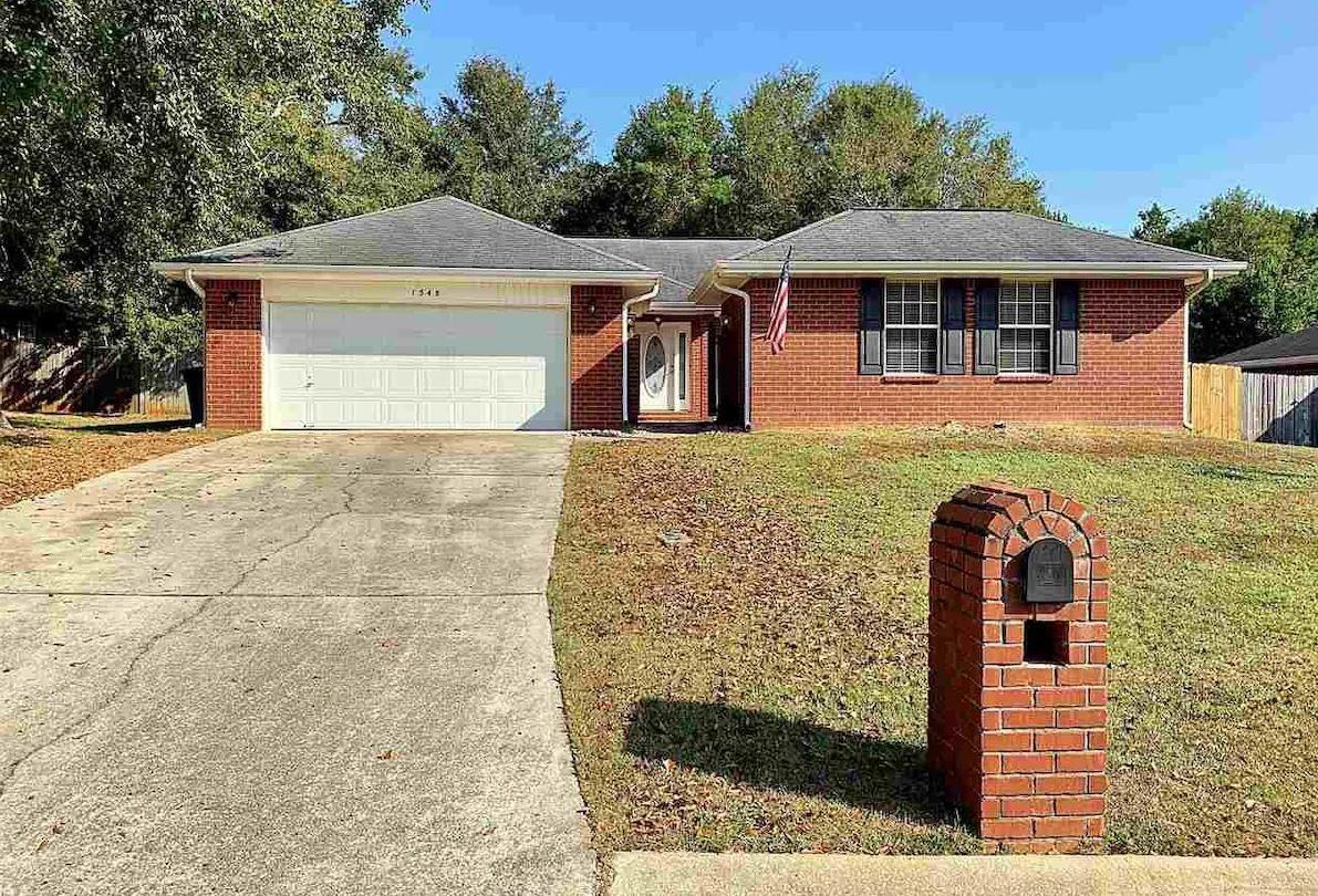 Photo of 1548 PELICAN POINT DRIVE CANTONMENT FL 32533