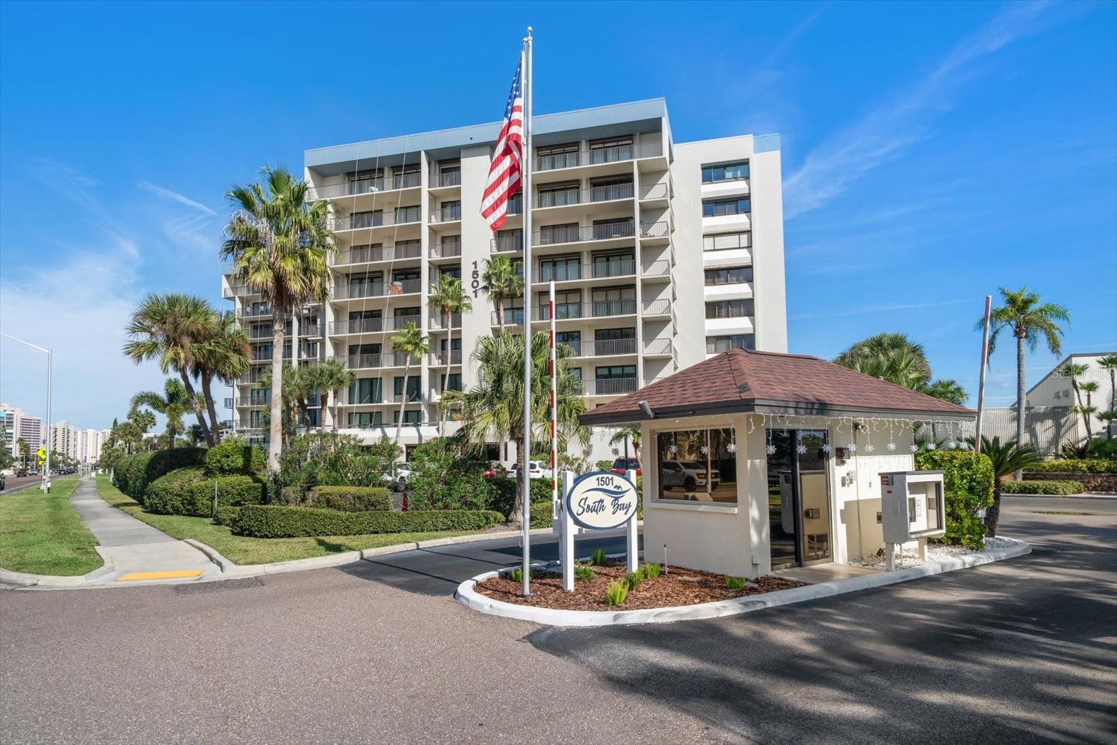 Photo of 1501 GULF BOULEVARD #604 CLEARWATER BEACH FL 33767