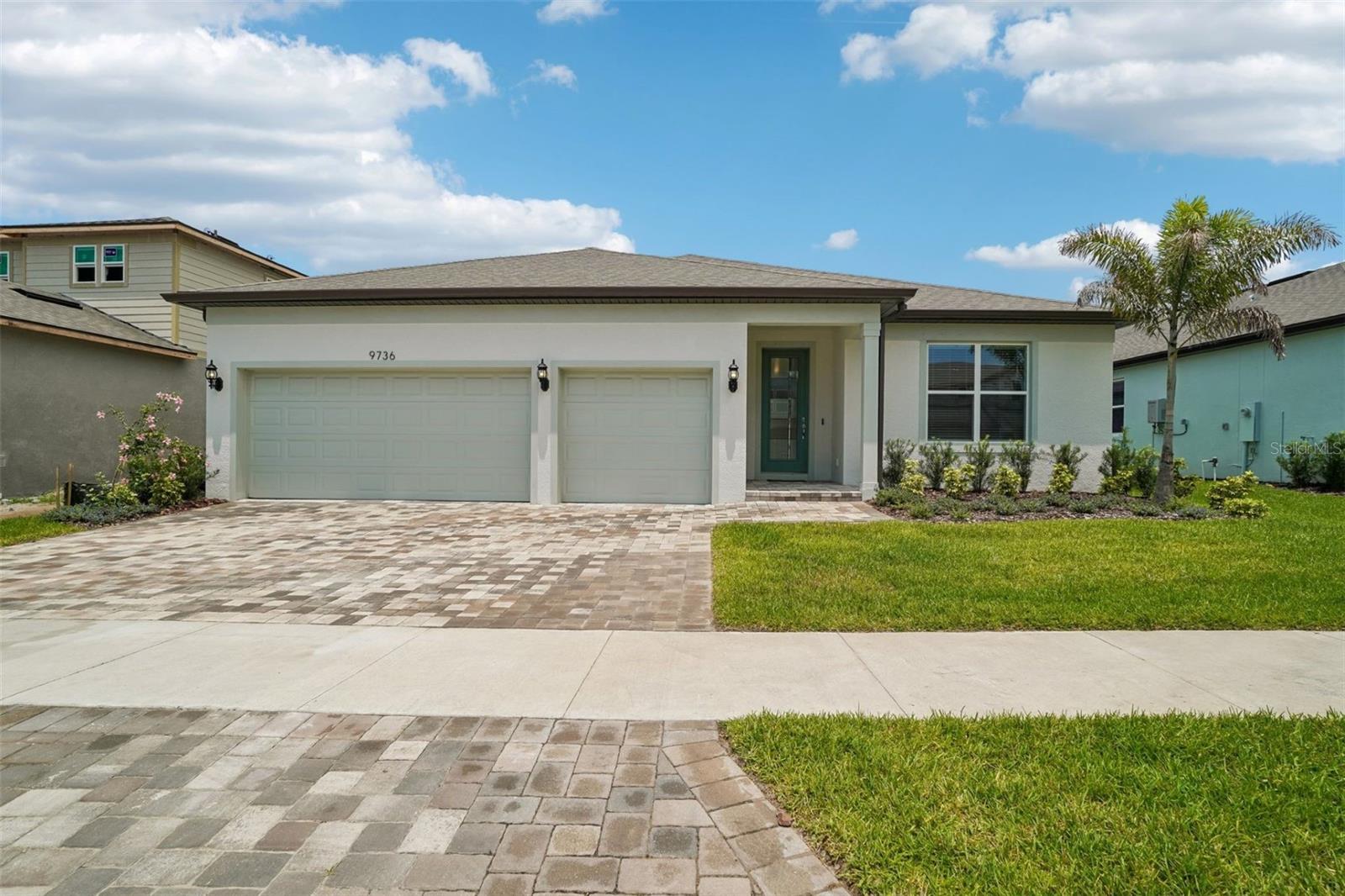 Photo of 9736 AUTUMN RIDGE AVENUE RIVERVIEW FL 33578
