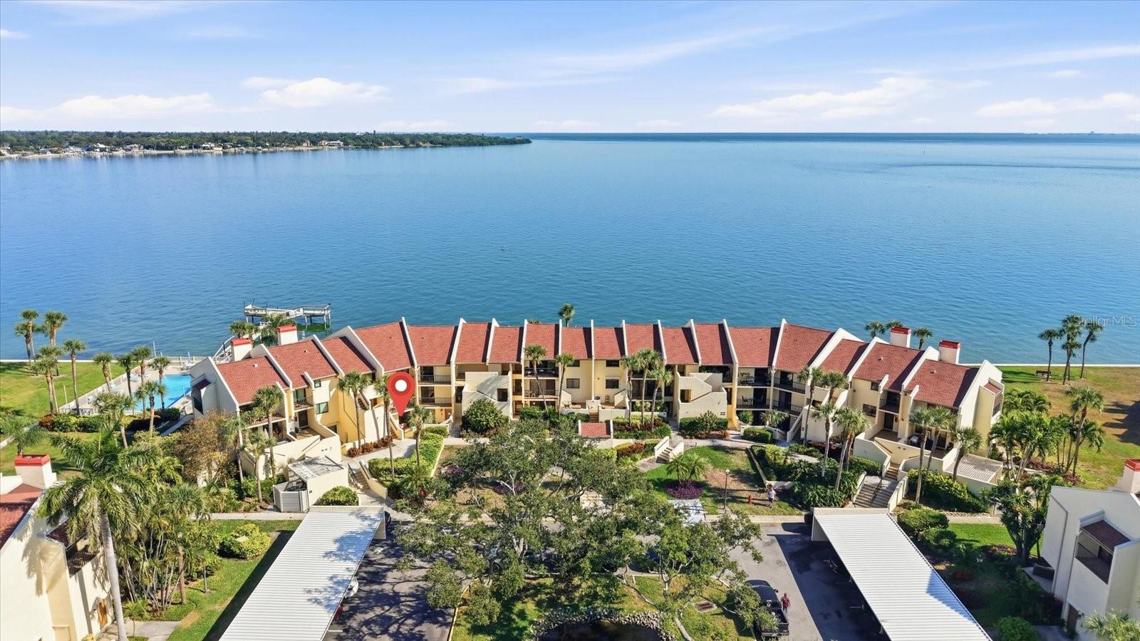 Photo of 7520 SUNSHINE SKYWAY LANE #T19 ST PETERSBURG FL 33711