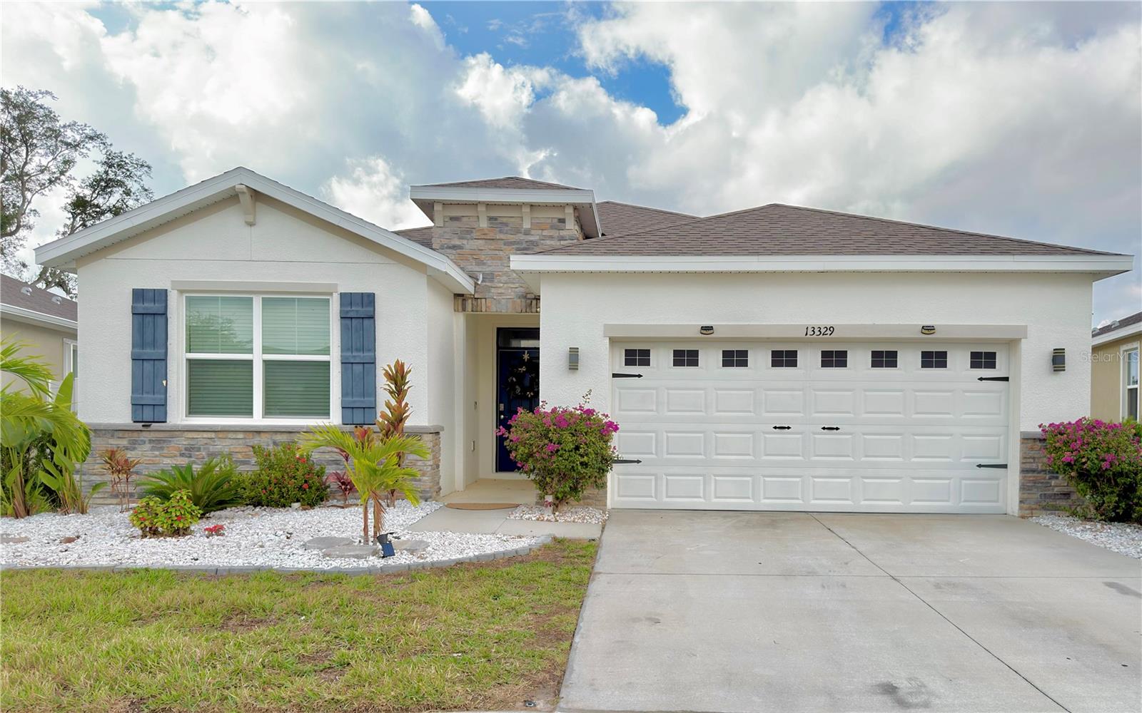 Photo of 13329 WATERLEAF GARDEN CIRCLE RIVERVIEW FL 33579