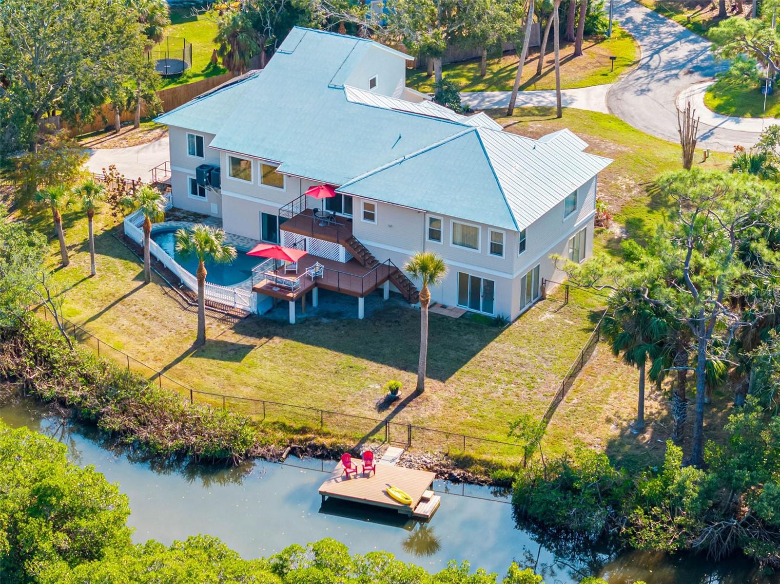 Photo of 1580 MACCHESNEY DRIVE TARPON SPRINGS FL 34689