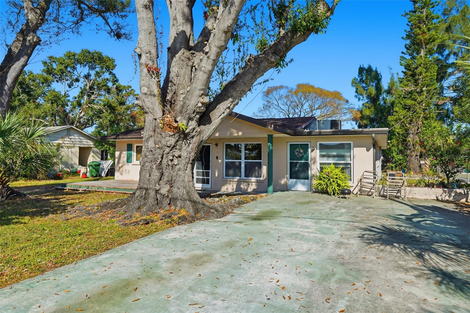Photo of 1619 SUPONIC AVENUE SARASOTA FL 34243