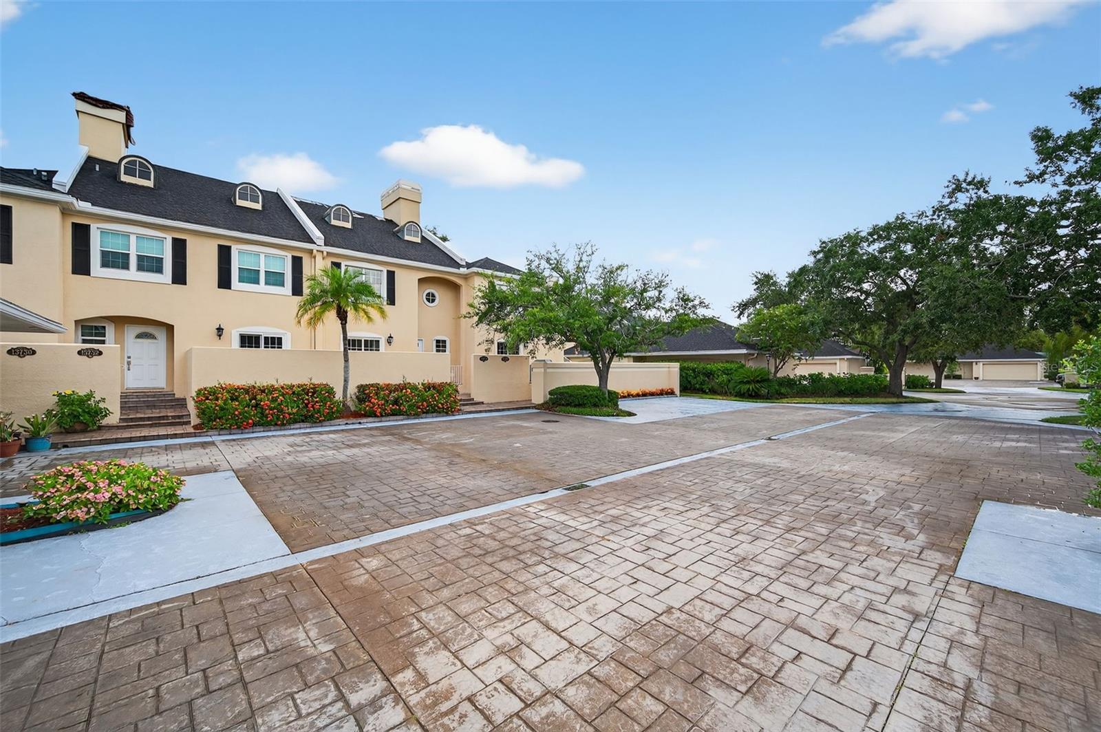 Photo of 13734 MARSEILLES COURT CLEARWATER FL 33762