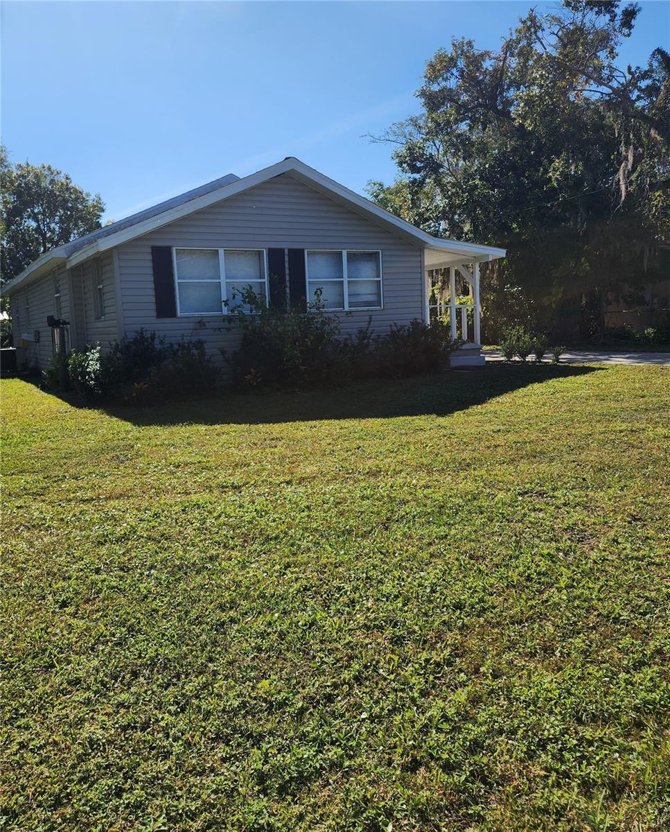 Photo of 2439 LAKEVIEW STREET LAKELAND FL 33801
