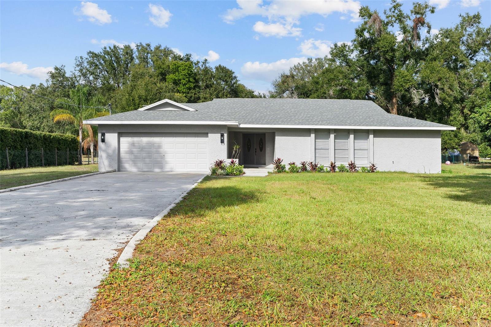 Photo of 1106 HUMMINGBIRD LANE BRANDON FL 33511
