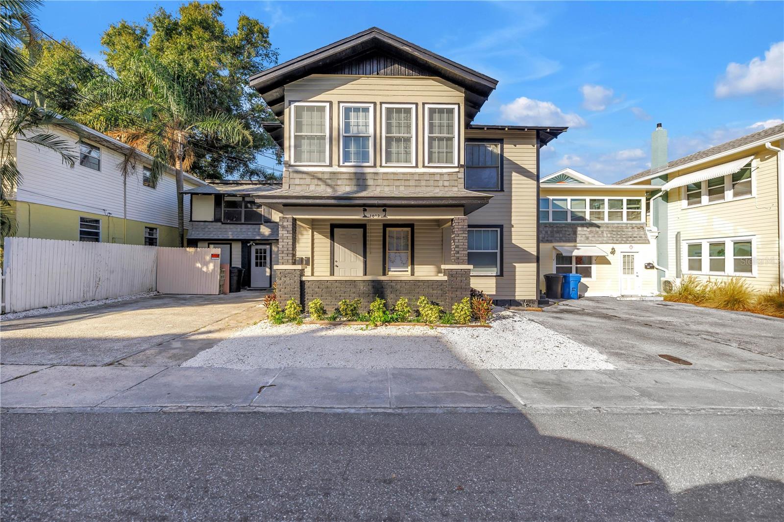 Photo of 1012 GRANVILLE COURT ST PETERSBURG FL 33701