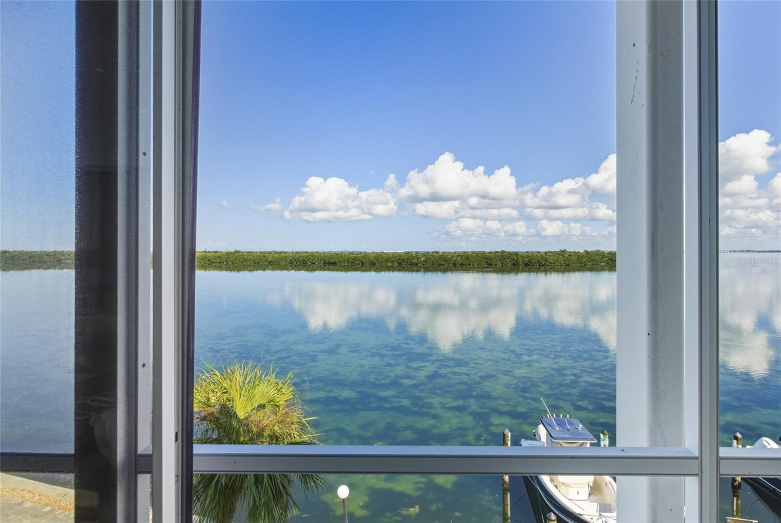 Photo of 4420 EXETER DRIVE #303 LONGBOAT KEY FL 34228