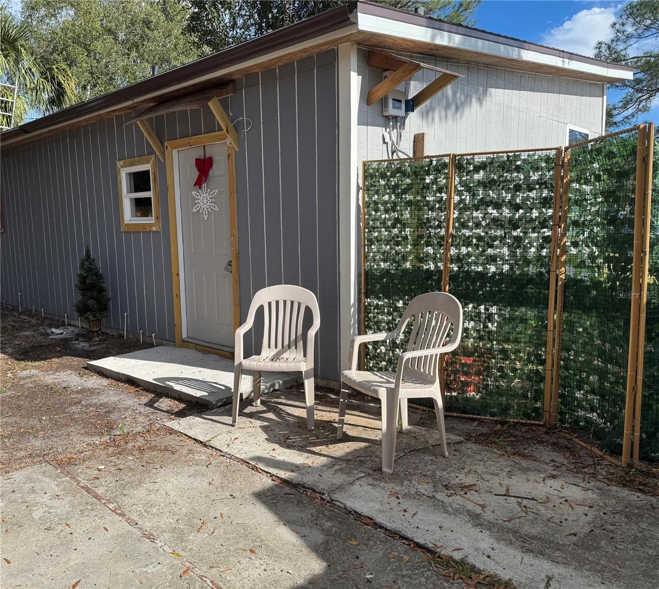 Photo of 3719 MEADOWBREEZE DRIVE TAMPA FL 33619