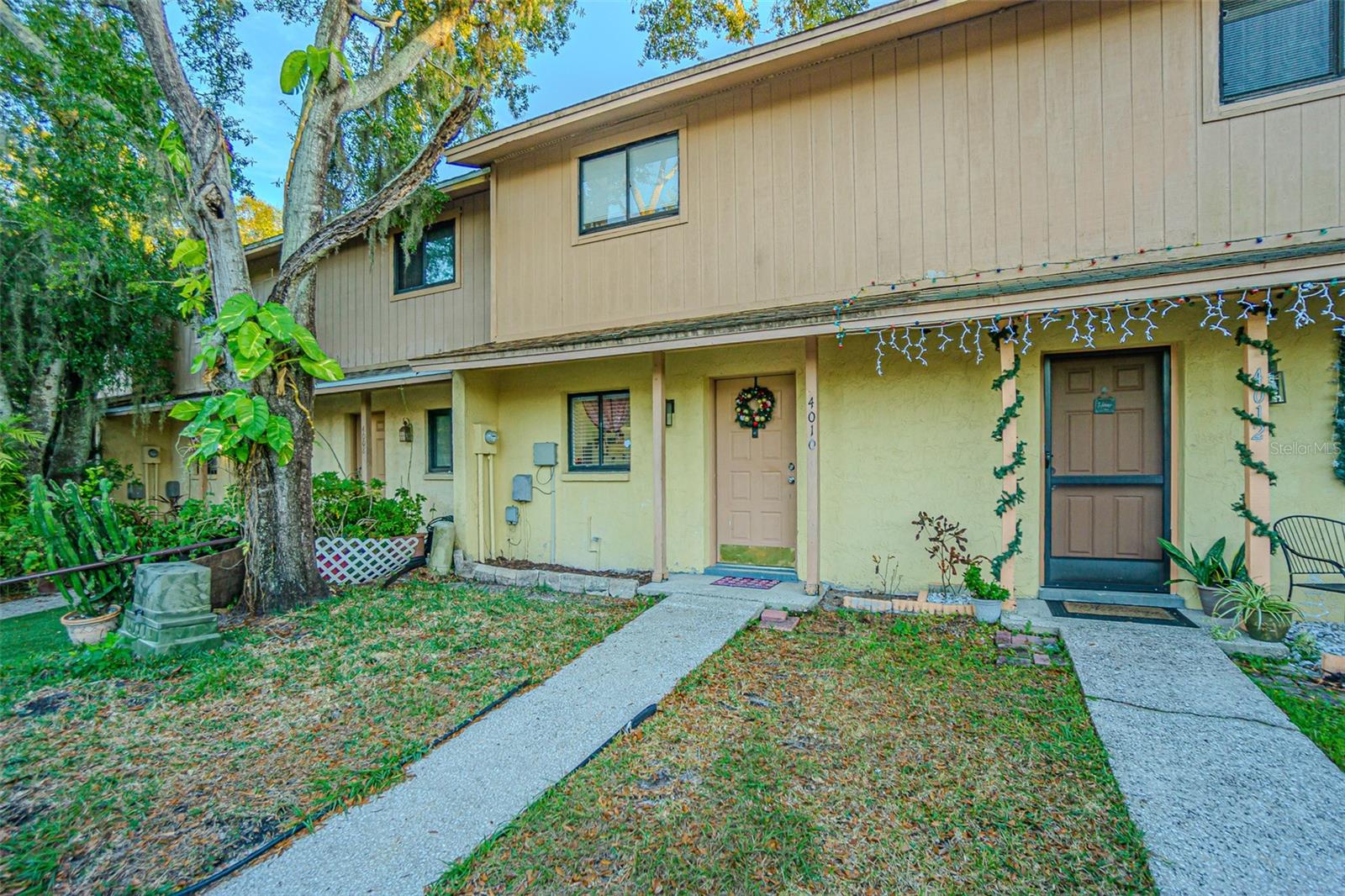 Photo of 4010 OAK LIMB COURT TAMPA FL 33614