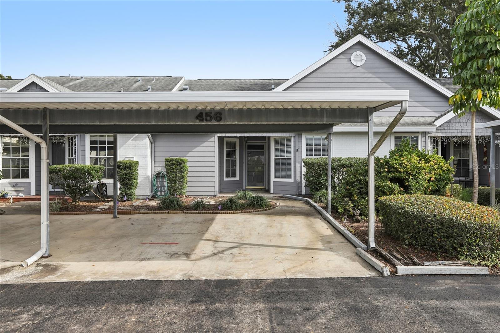 Photo of 456 THANINGTON CLOSE PALM HARBOR FL 34683