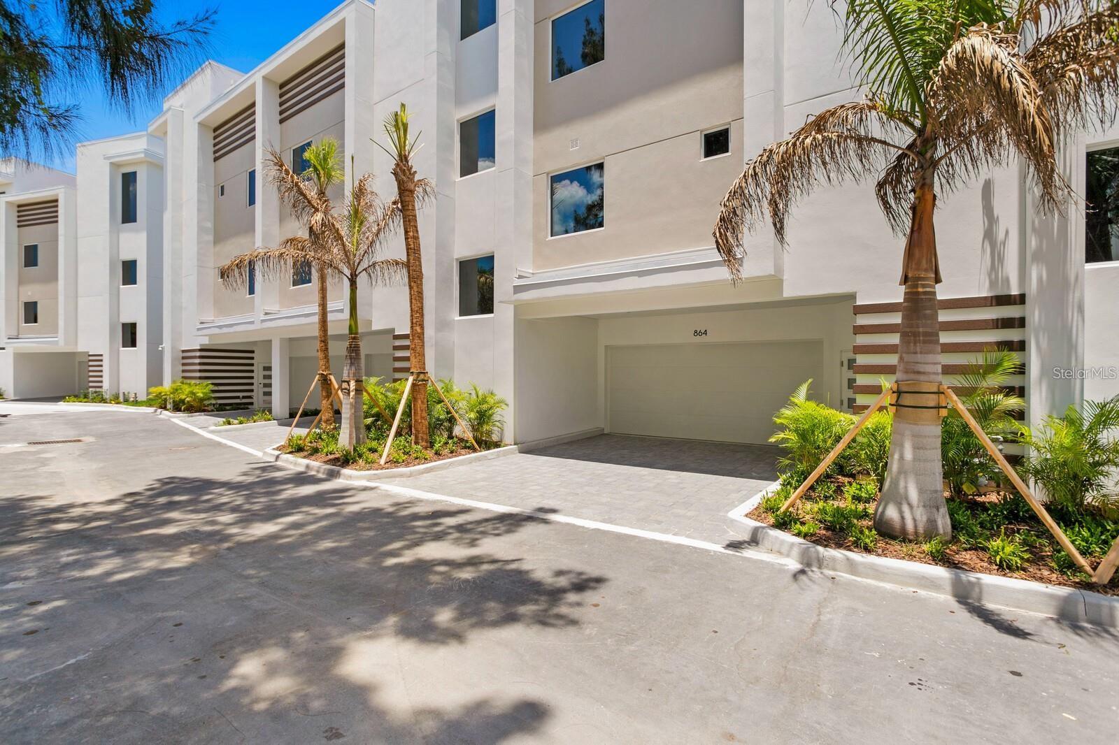 Photo of 864 N OSCEOLA AVE CLEARWATER FL 33755