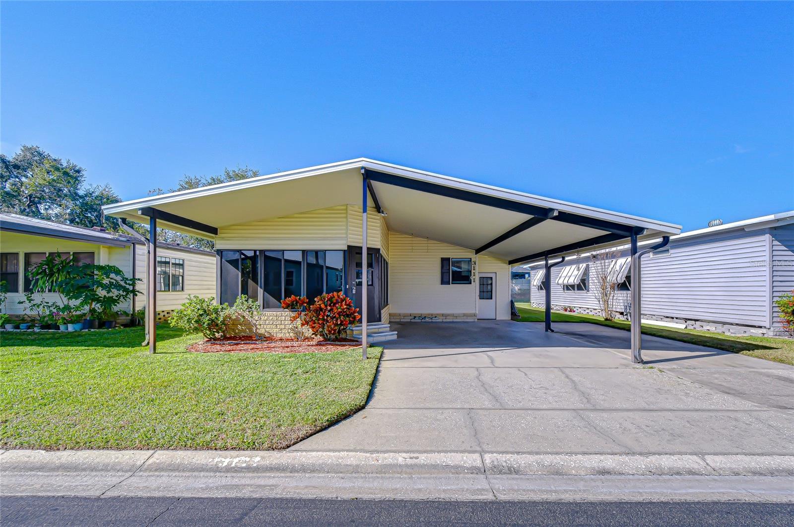 Photo of 3111 HICKORY DRIVE WESLEY CHAPEL FL 33543