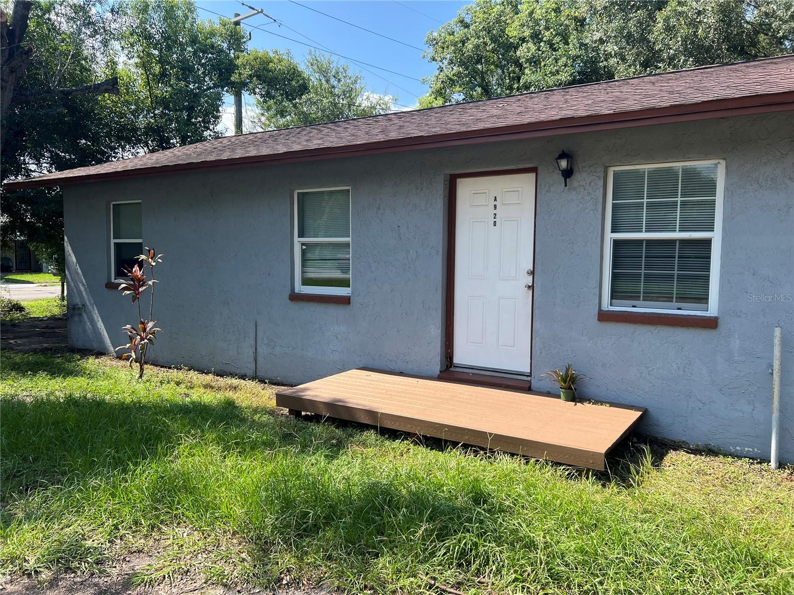 Photo of 920 MAYDELL DRIVE #A TAMPA FL 33619