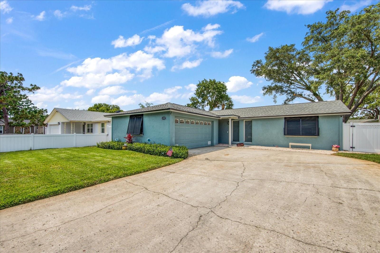 Photo of 11987 106TH AVENUE SEMINOLE FL 33778