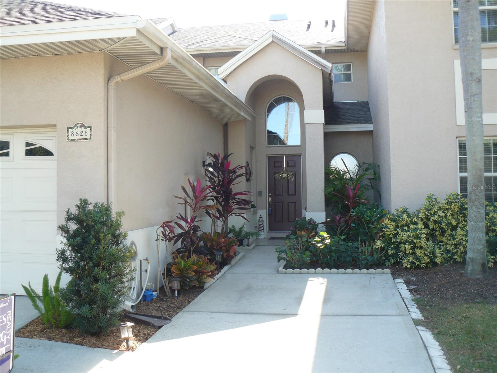 Photo of 8628 SWEET MAGNOLIA PLACE SEMINOLE FL 33777