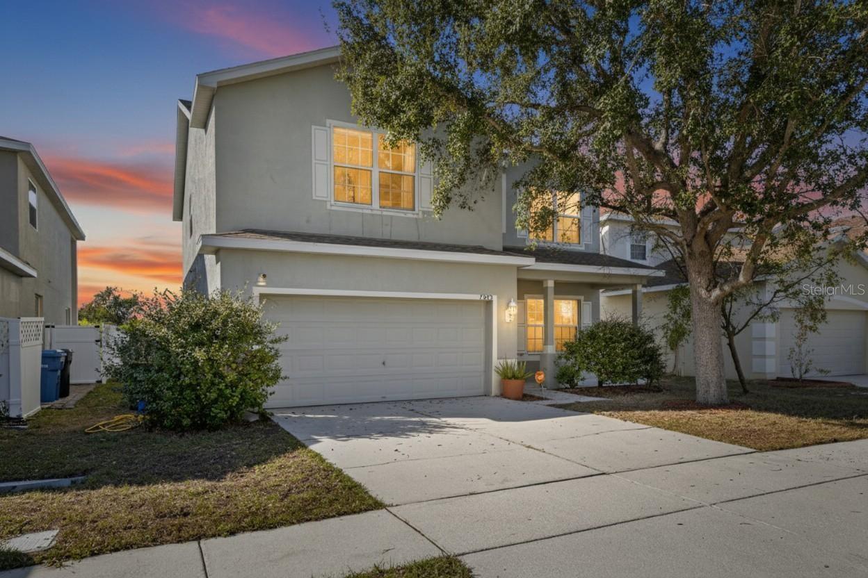 Photo of 7520 DRAGON FLY LOOP GIBSONTON FL 33534