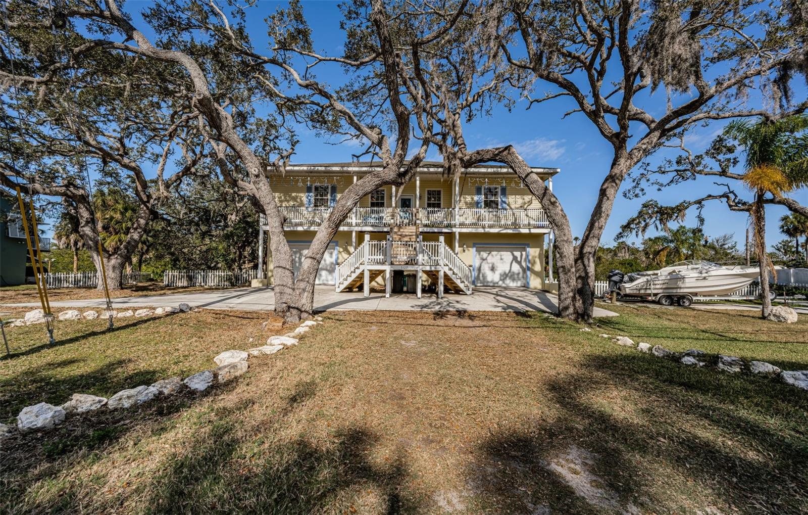Photo of 5127 BAY BOULEVARD PORT RICHEY FL 34668
