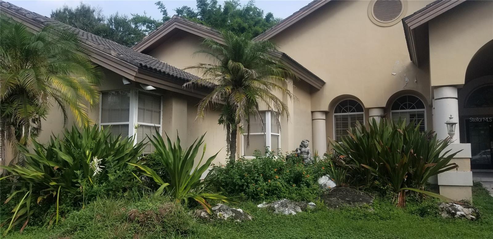 Photo of 6368 W MACLAURIN DRIVE TAMPA FL 33647