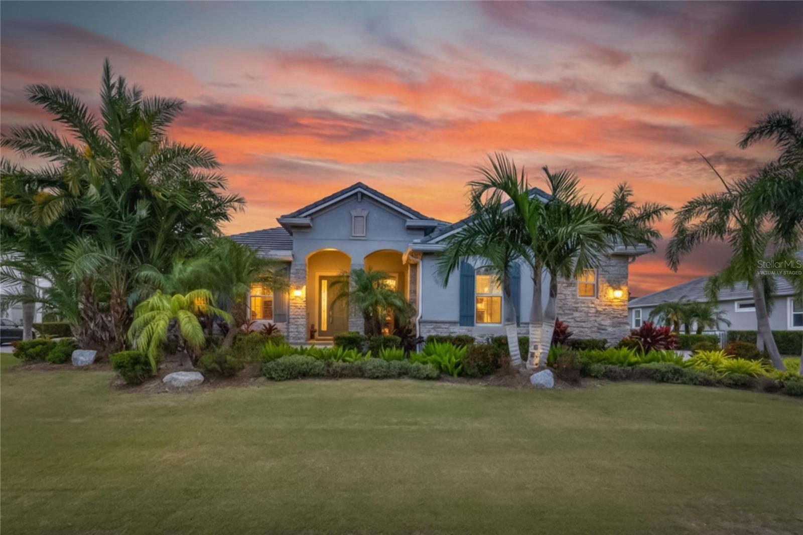 Photo of 851 MANNS HARBOR DRIVE APOLLO BEACH FL 33572
