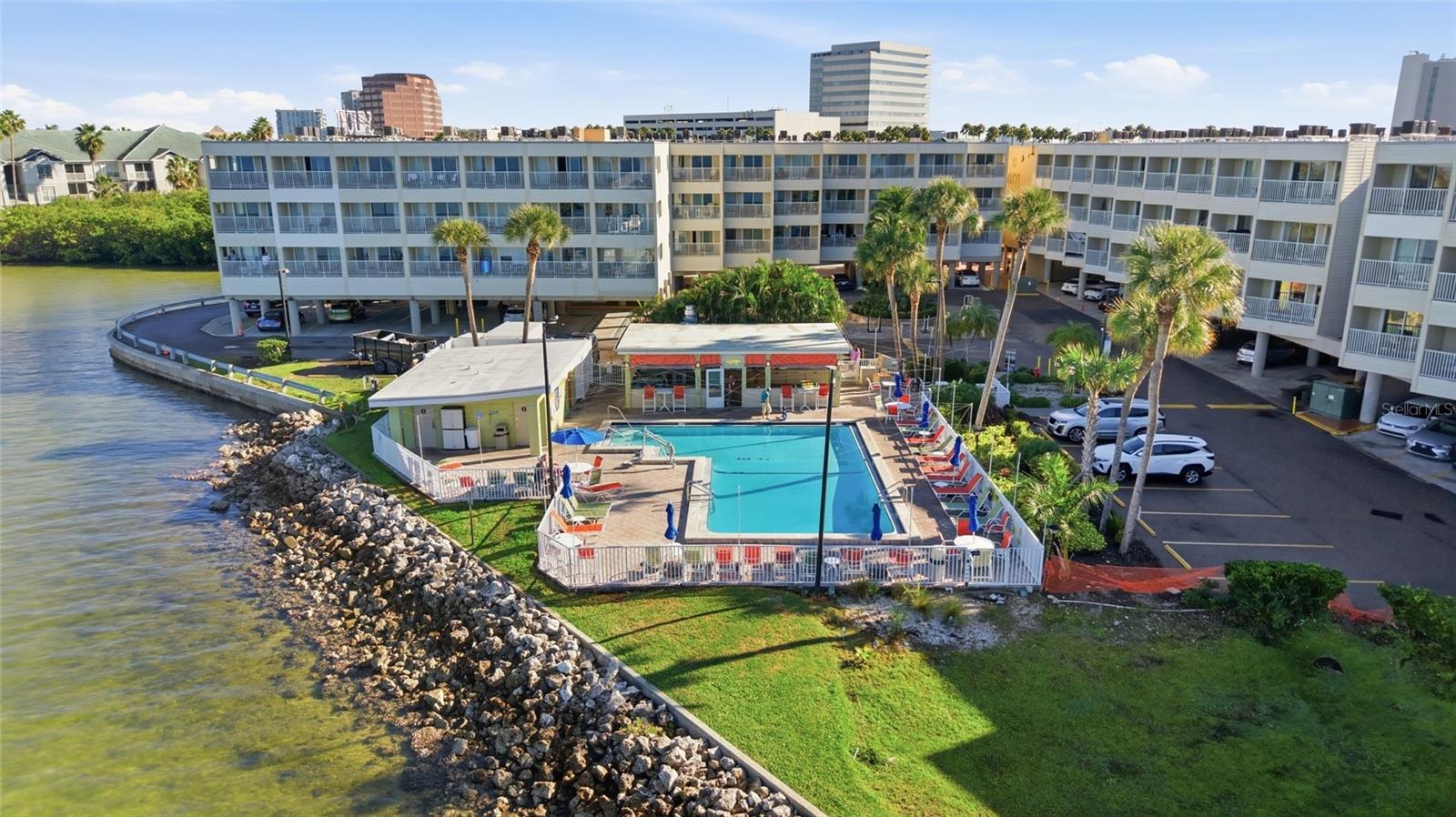 Photo of 2506 N ROCKY POINT DRIVE #315 TAMPA FL 33607