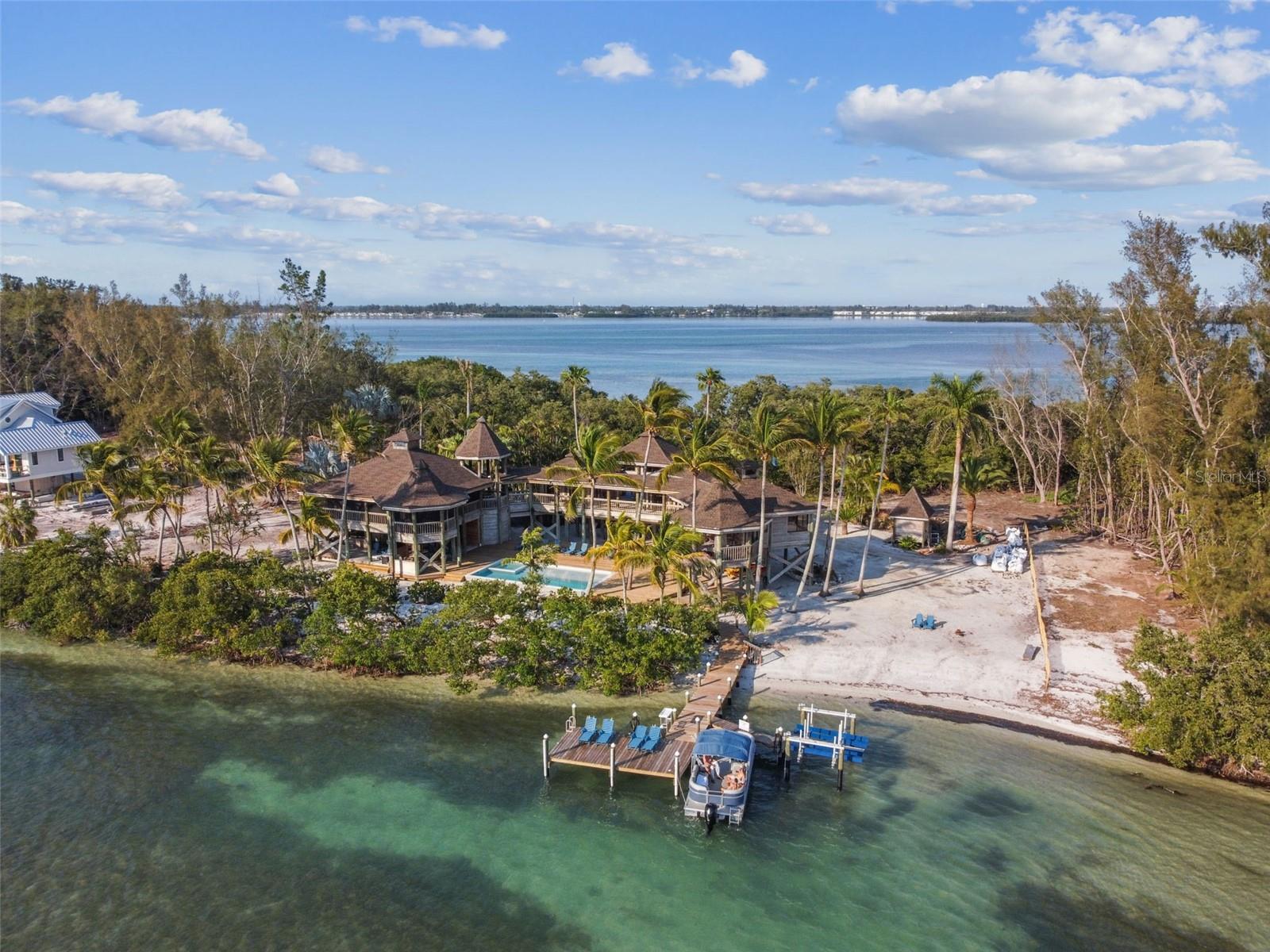 Photo of 7147 LA LENAIRE DRIVE LONGBOAT KEY FL 34228